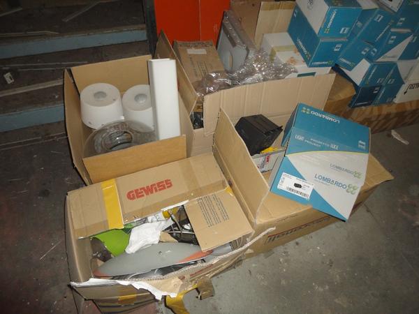 27#2756 Materiale elettrico in vendita - foto 12