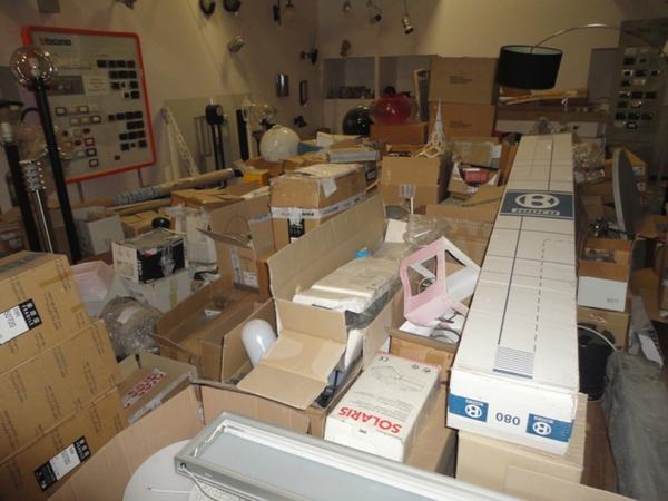 27#2756 Materiale elettrico in vendita - foto 41