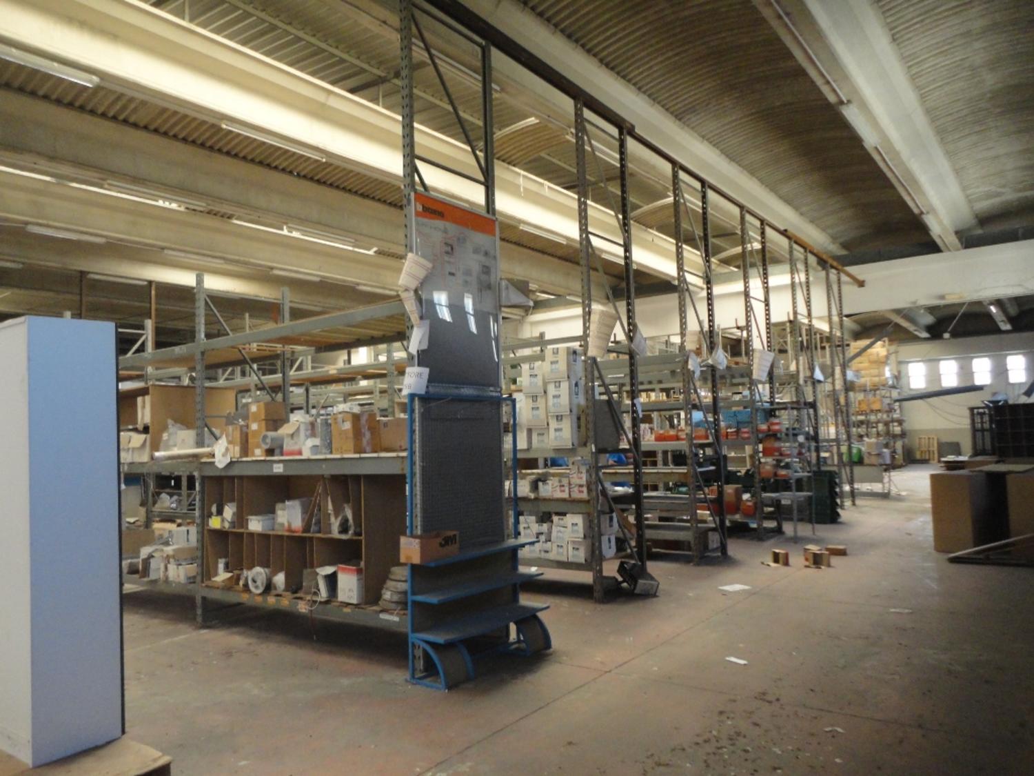 Lot Industrial shelving