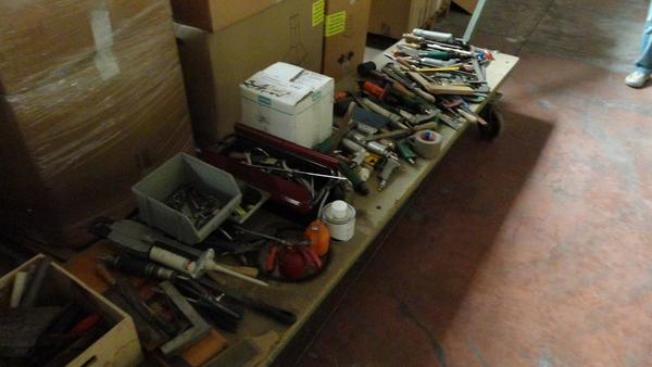 114#2759 Utensili da lavoro e colla in vendita - foto 1