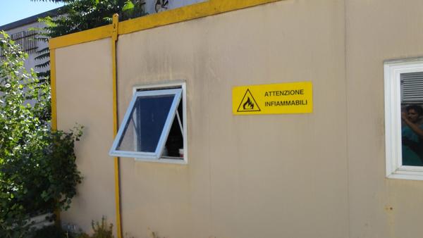 145#2759 Container vernici Aperte in vendita - foto 3
