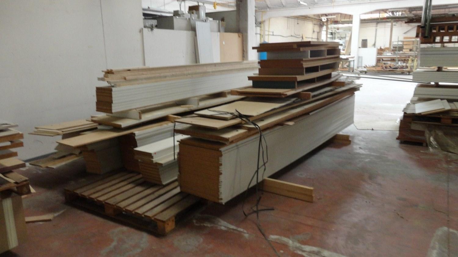 Lot Wooden pallets