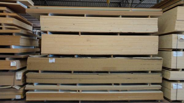 8#2759 Pannelli legno nobilitato e di listellone in vendita - foto 3