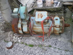 Electric motor with cooling - Lot 53 (Auction 2762)