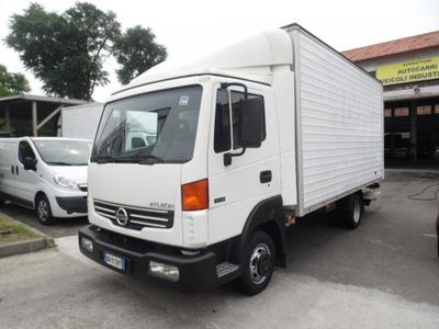 Camion Nissan Atleon, 50 annonces de camion Nissan Atleon occasion pro