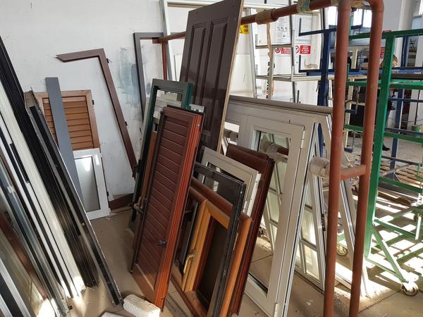 1#2775 Attrezzatura e accessori produzione serramenti in vendita - foto 18