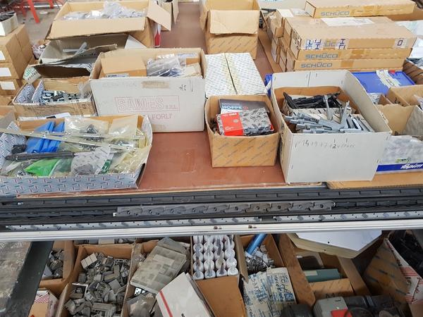 1#2775 Attrezzatura e accessori produzione serramenti in vendita - foto 38