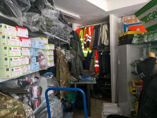 2#2797 Abbigliamento da lavoro in vendita - foto 28