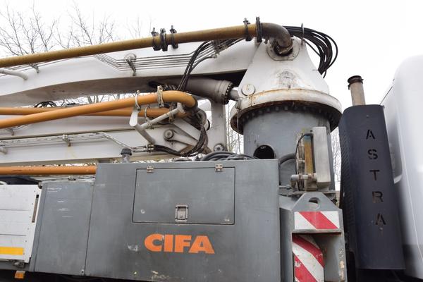 10#2799 Pompa autocarrata Astra - Cifa in vendita - foto 3