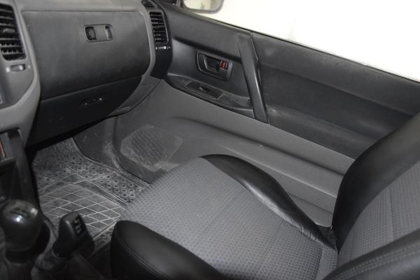 12#2799 Autovettura Mitsubishi Pajero in vendita - foto 15
