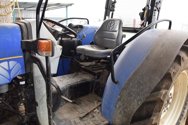 15#2799 Trattore New Holland 40-20 in vendita - foto 7
