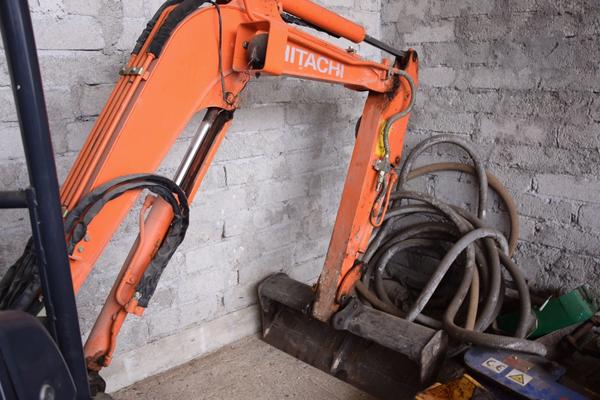 16#2799 Miniscavatore Hitachi in vendita - foto 9