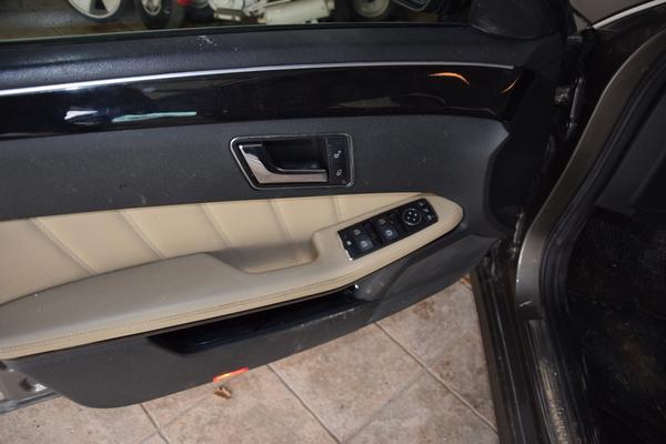 7#2799 Autovettura Mercedes E 350 in vendita - foto 28