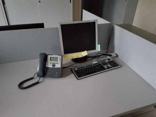 1#2808 Attrezzature elettroniche e arredi ufficio in vendita - foto 22