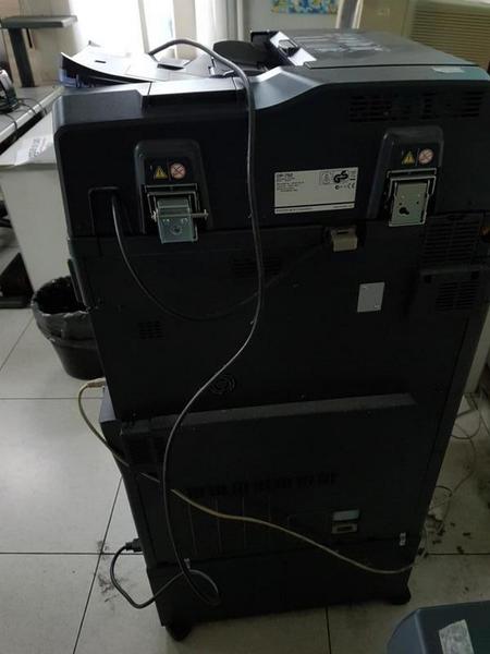 1#2808 Attrezzature elettroniche e arredi ufficio in vendita - foto 25