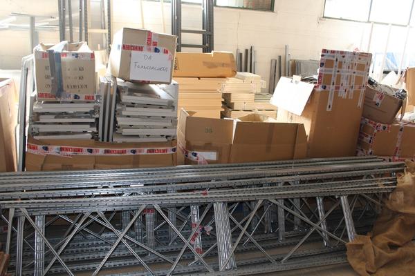 1#2810 Attrezzature per negozio di abbigliamento in vendita - foto 15