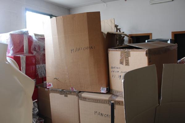 1#2810 Attrezzature per negozio di abbigliamento in vendita - foto 38