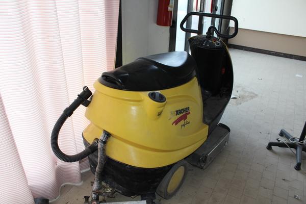 3#2810 Lavapavimenti Karcher in vendita - foto 3