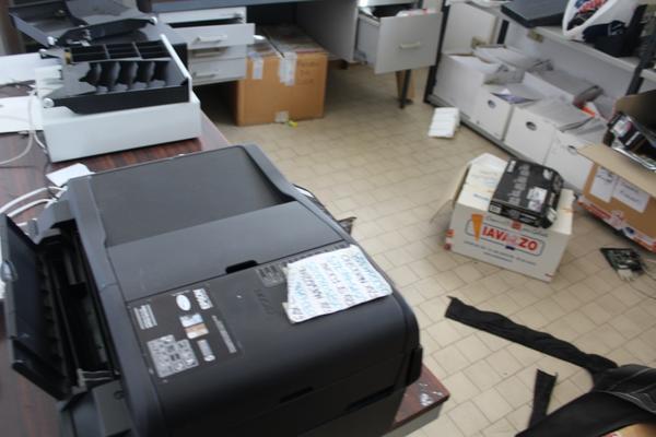 5#2810 Attrezzature per negozio e ufficio in vendita - foto 8