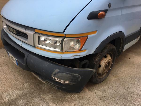 6#2818 Autocarro Iveco in vendita - foto 2