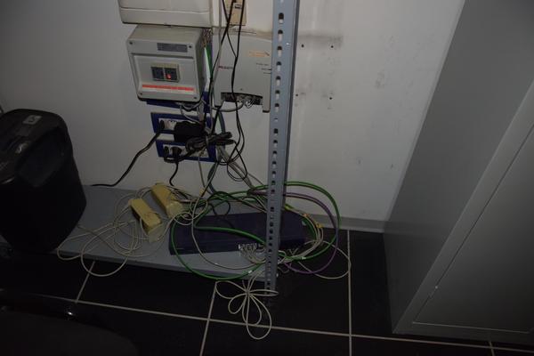 1#2819 Arredi e attrezzature ufficio in vendita - foto 7