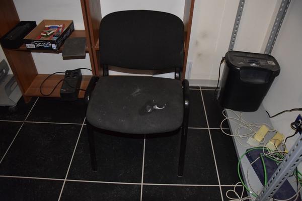 1#2819 Arredi e attrezzature ufficio in vendita - foto 30
