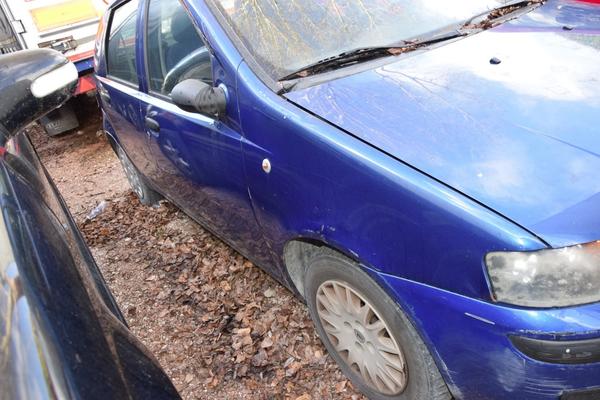 16#2820 Fiat Punto in vendita - foto 2