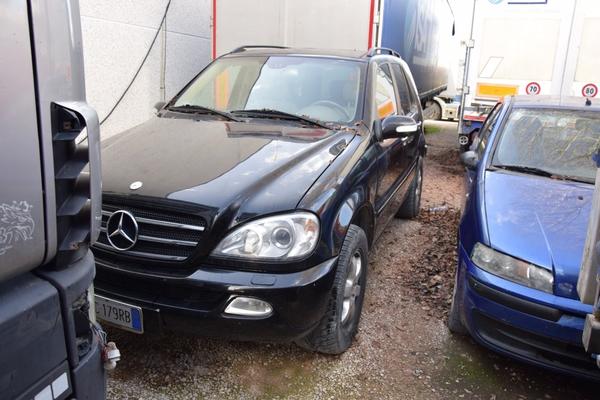 17#2820 Mercedes ML in vendita - foto 5