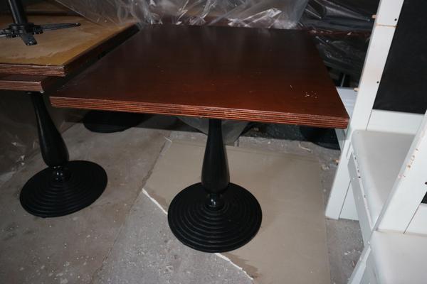 24#2823 Tavoli in legno in vendita - foto 1