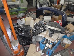 Volkswagen and Audi spare parts - Lote 13 (Subasta 2830)