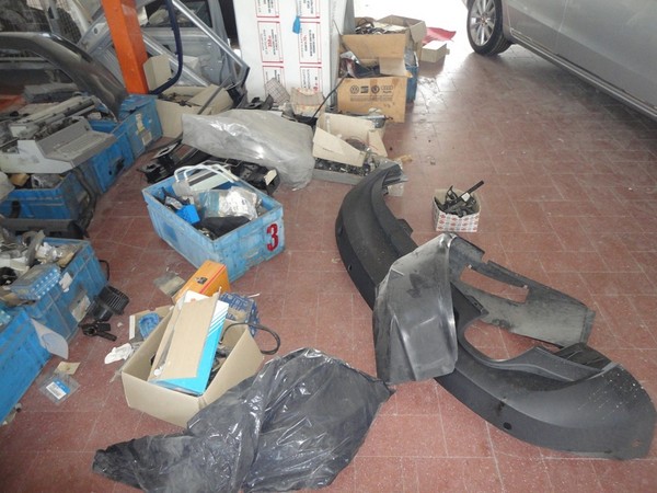 13#2830 Ricambi di auto Volkswagen e Audi in vendita - foto 3