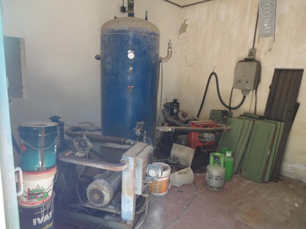 15#2830 Motocompressori DMG e serbatoi Elbi in vendita - foto 2