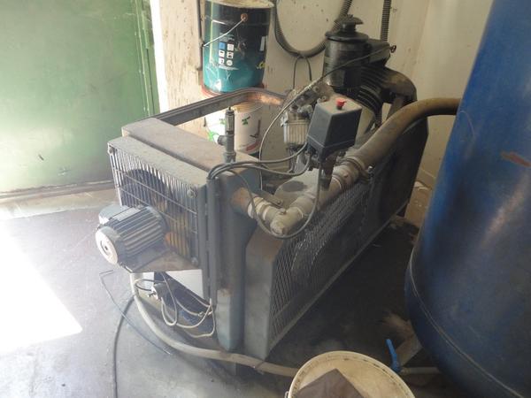 15#2830 Motocompressori DMG e serbatoi Elbi in vendita - foto 6