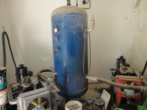 15#2830 Motocompressori DMG e serbatoi Elbi in vendita - foto 7