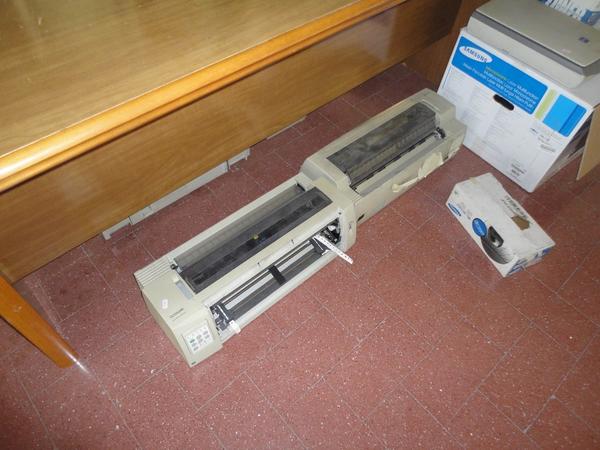22#2830 Arredi e attrezzature elettroniche ufficio in vendita - foto 20