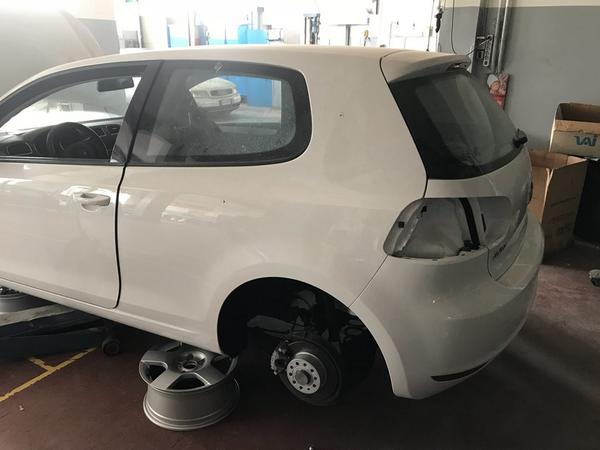 3#2830 Volkswagen Golf pezzi di ricambio in vendita - foto 4