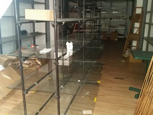 1#2843 Scaffalature e arredi negozio in vendita - foto 7