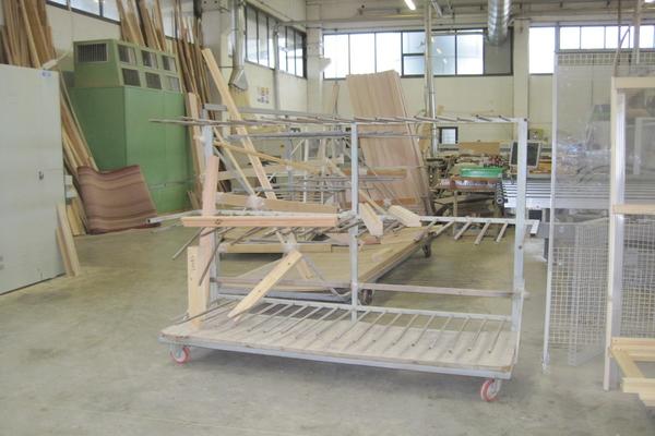 25#2857 Carrelli in vendita - foto 1