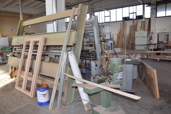 Varie legno in vendita