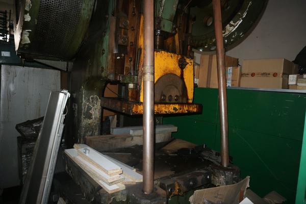 32#2858 Pressa meccanica OMC in vendita - foto 4