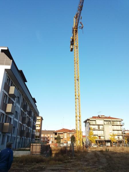 1#2859 Gru edile Fm Gru Srl in vendita - foto 1