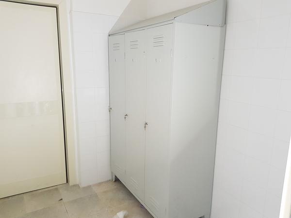 8#2866 Armadietti per spogliatoi e estintori in vendita - foto 2