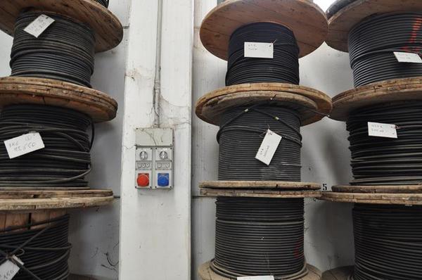 2#2868 Materiale elettronico per impianti ferroviari in vendita - foto 1