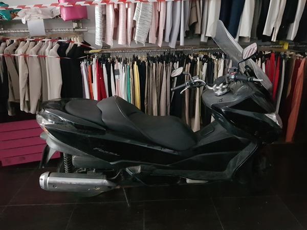 2#2876 Scooter Honda in vendita - foto 1