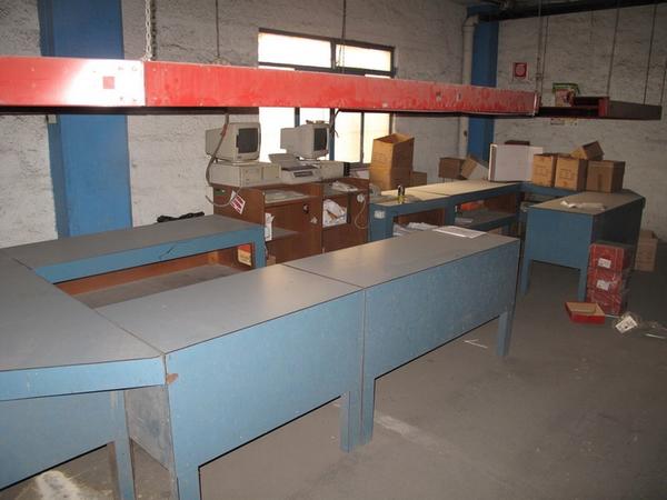 12#2879 Banchi da lavoro in legno in vendita - foto 1