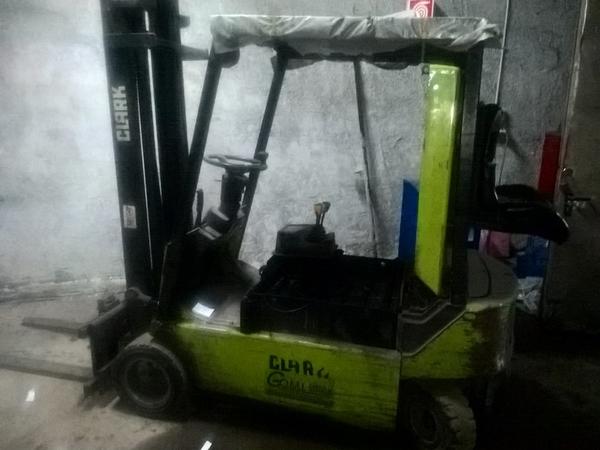 7#2879 Carrello elevatore Clark in vendita - foto 5