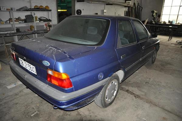 8#2892 Autovettura Ford Orion in vendita - foto 4