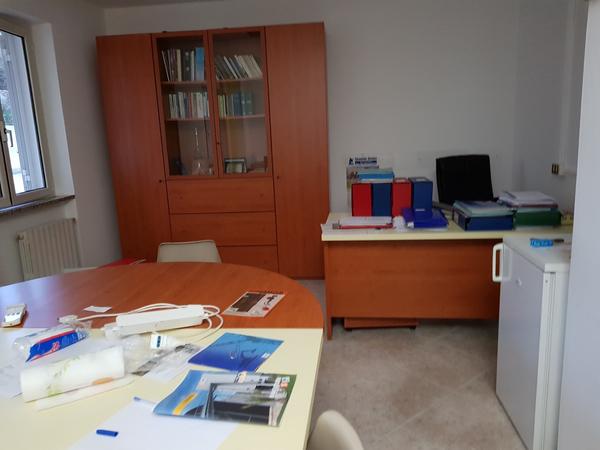 1#2895 Arredi e attrezzature ufficio in vendita - foto 44