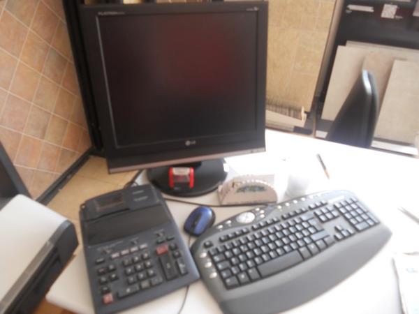 2#2898 Attrezzature e arredi per ufficio in vendita - foto 5