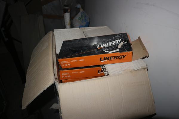 22#2905 Sacchi Kerakoll e attrezzature edili in vendita - foto 8